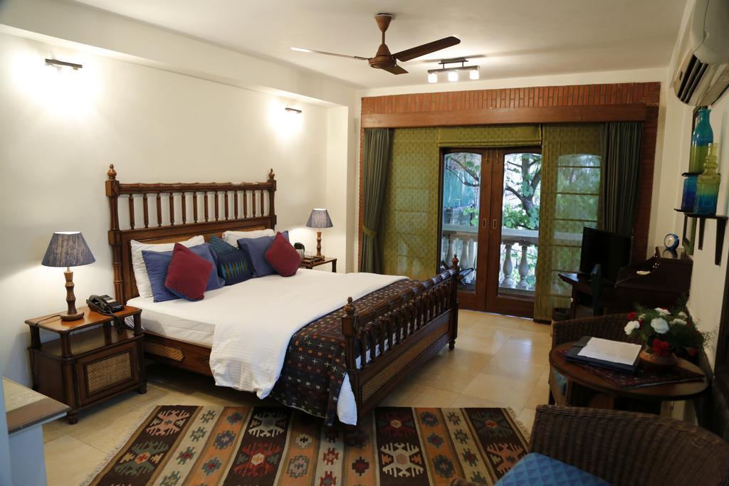 The Estate Villa Nuova Delhi Esterno foto
